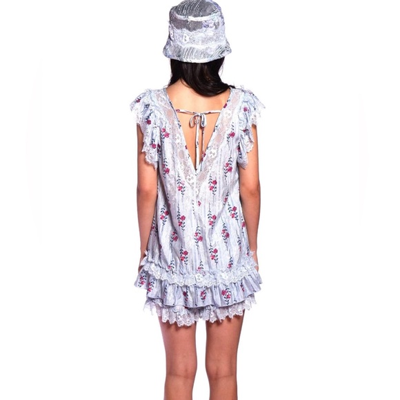 NWT 2pc SET🌹 SS20 Long Stem Roses Silk Tunic Blouse Matching Shorts -Cornflower - Picture 3 of 15